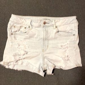 American eagle distressed high waisted shorts